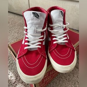 Vans Sk8-Hi Reissue (10 Oz Canvas) Tango Red/Marshmallow